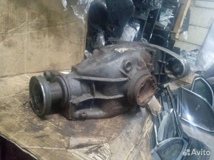 Редуктор заднего моста BMW 5 E39 рест. 2001