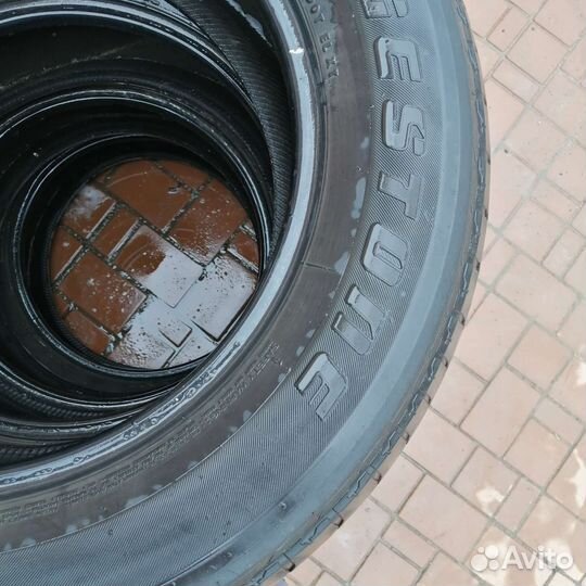Bridgestone Dueler H/T 260/65 R18