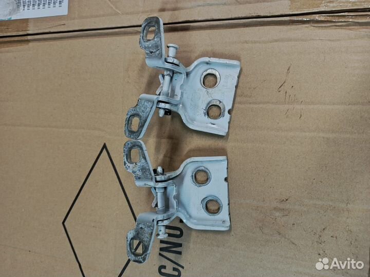 Петли задней левой двери LADA Vesta Cross