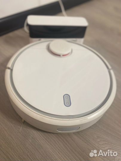 Робот пылесос