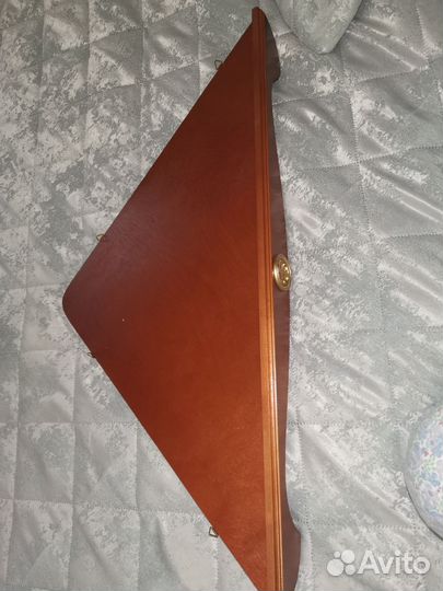 Угловая полка для икон новая. 70см*48*48