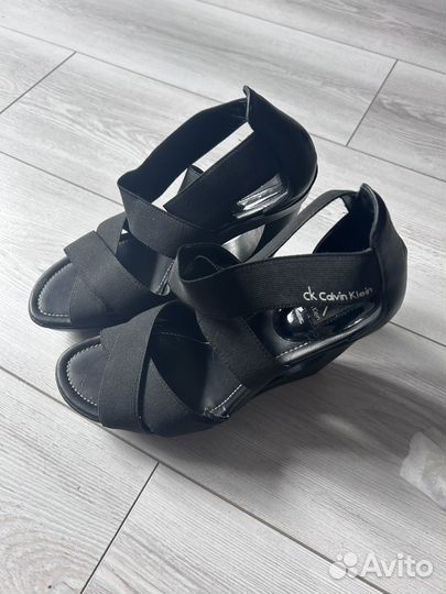 Босоножки женские 40 размер Ck