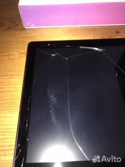 Планшет Lenovo на запчасти