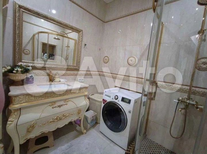 3-к. квартира, 150 м², 1/3 эт.