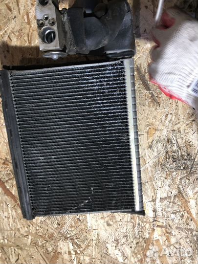 Испаритель кондиционера Subaru Tribeca B9