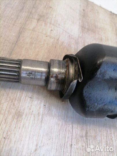 Привод передний правый Toyota Avensis T25 1zzfe