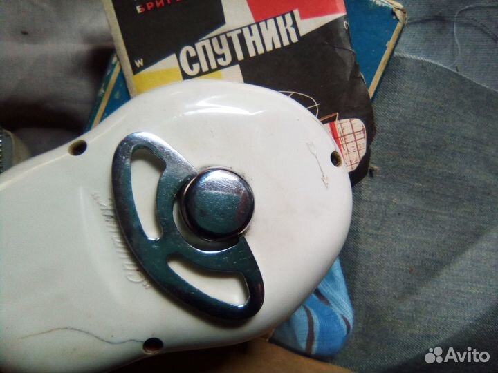 Механическая бритва спутник