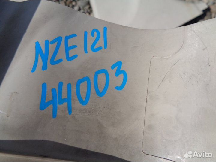 Пластик салона Toyota Allex NZE121 1NZ-FE 2002/5