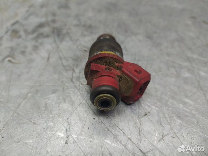 Форсунка инжекторная электрическая Audi A6 C5