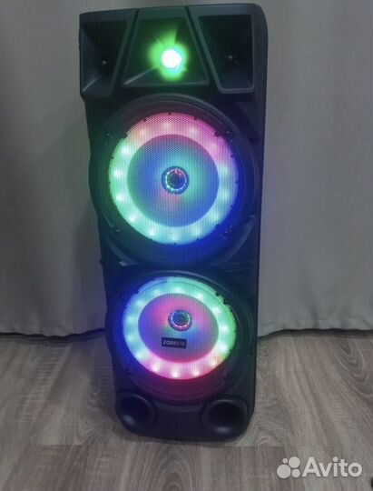 Мощная Bluetooth колонка 8210