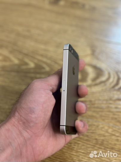 iPhone 5se 32г