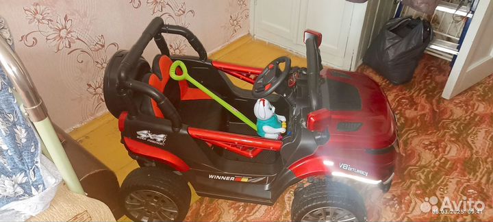 Детская машина на аккумуляторе