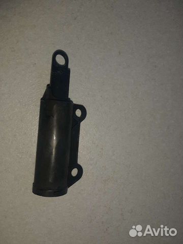 Демпфер бардачка Субару Импреза GH 2008-2012 г.в