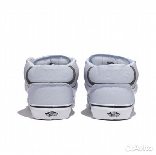 Кроссовки vans