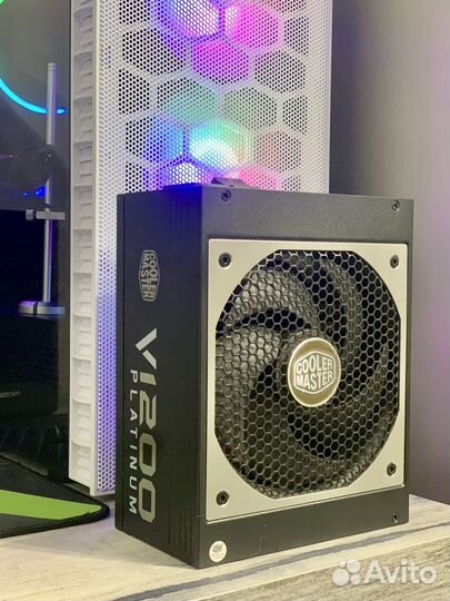 Блок питания Cooler Master V1200 Platinum