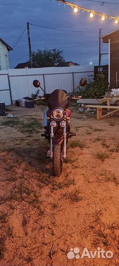 Honda CB 400