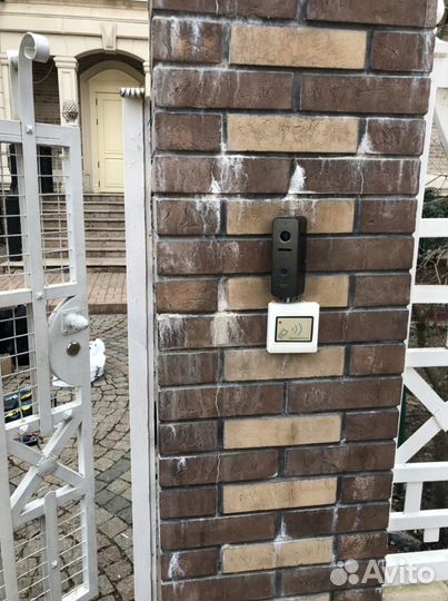 Установка систем видеонаблюдения, видеодомофонов и