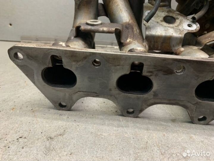 Впускной коллектор Mitsubishi Lancer 9 седан 1.6