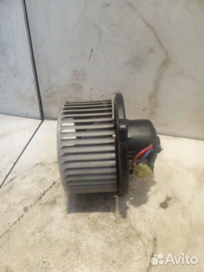 Моторчик печки Mitsubishi Space Star