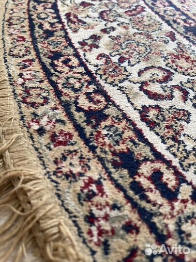 Ковёр б/у 1,5 на 2