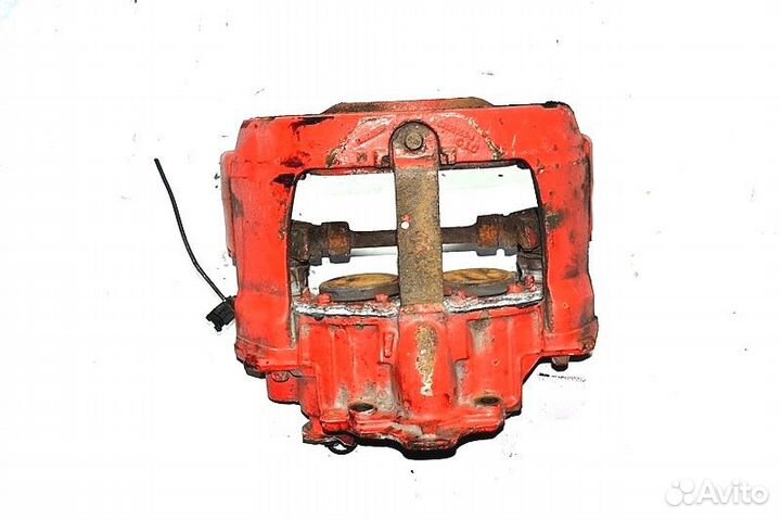 Суппорт вспомогательного моста, левый volvo FH16