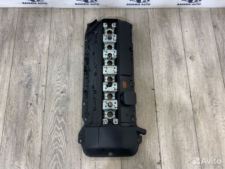 Клапанная крышка Bmw X5 E53 M54B30 03.10.2001