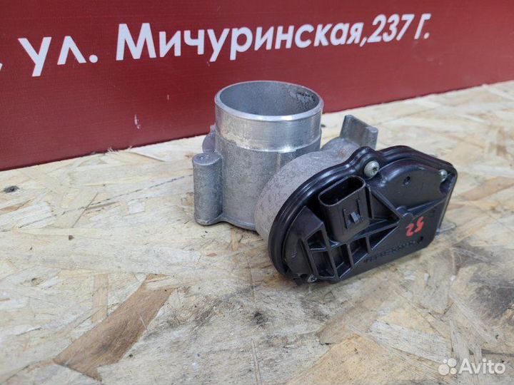 Дроссельная заслонка LADA X-Ray