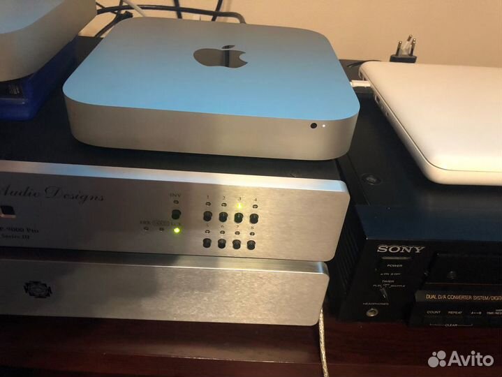 Apple Mac mini mc815 mid 2011 i5 8Gb ssd240hdd500