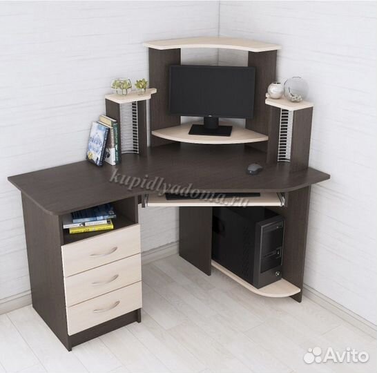 Компьютерный стол