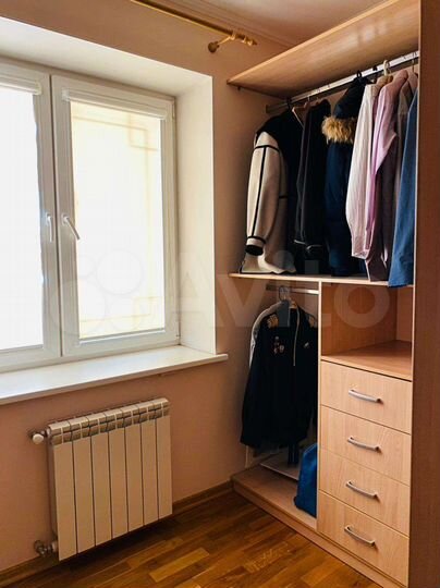 Коттедж 377 м² на участке 10 сот.