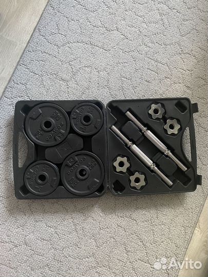 Набор гантелей