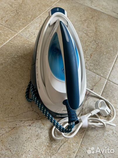 Парогенератор Philips PerfectCare Performer