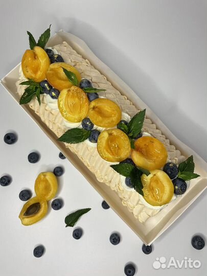 Меренговый рулет