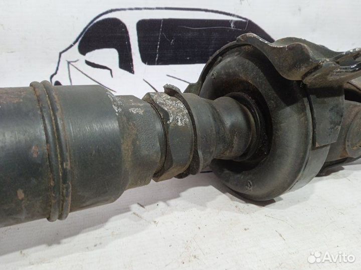 Карданный вал Lexus Ls460