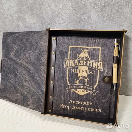 Блокноты ежедневники