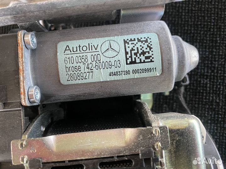 Передний правый ремень безопасности Mercedes W212