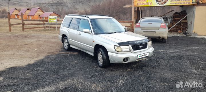 Subaru Forester 2.0 AT, 1999, 42 000 км