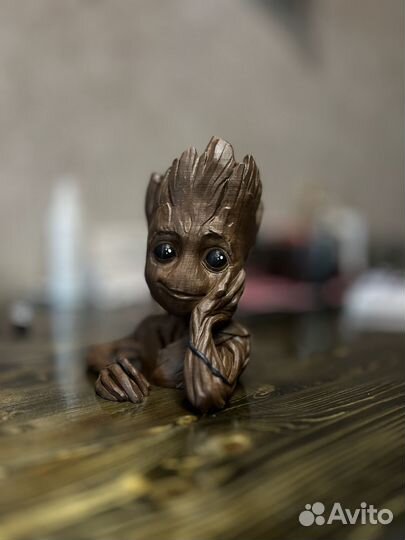Фигурка Groot из Marvel