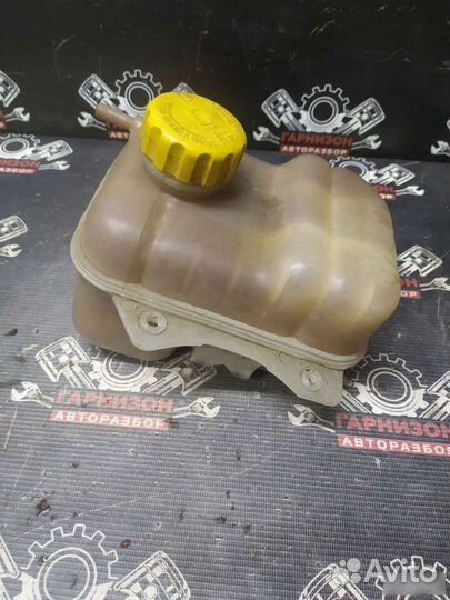 Расширительный бачок Шевроле Лачетти