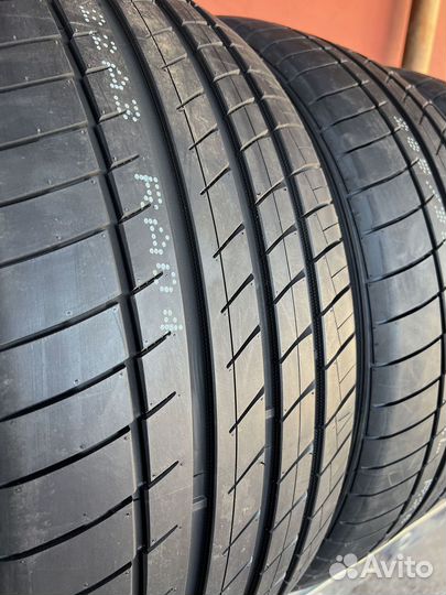 Kapsen RS26 Practical Max HP 275/40 R21 и 315/35 R21 113Y