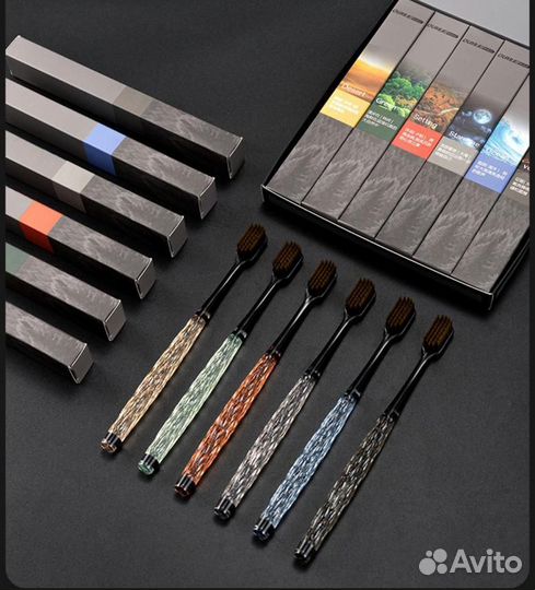 Зубная щетка