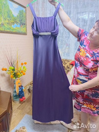 Вечернее платье в пол 46 размер