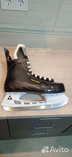 Коньки хоккейные Fischer/новые