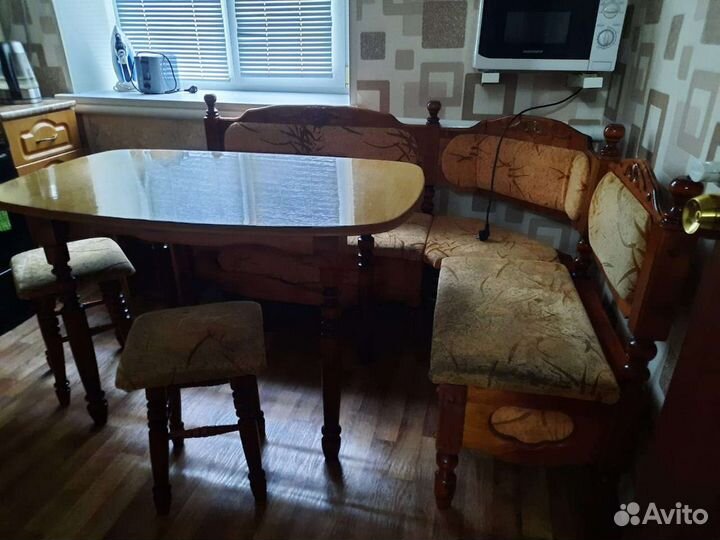 Продаётся мягкий уголок