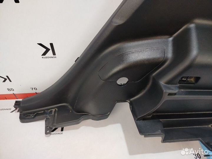 Обшивка багажника задняя правая Kia Seltos SP2