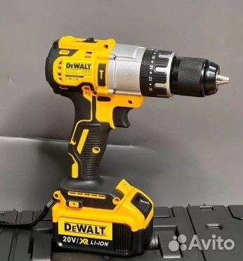 Набор аккумуляторного инструмента 2 в 1 Dewalt