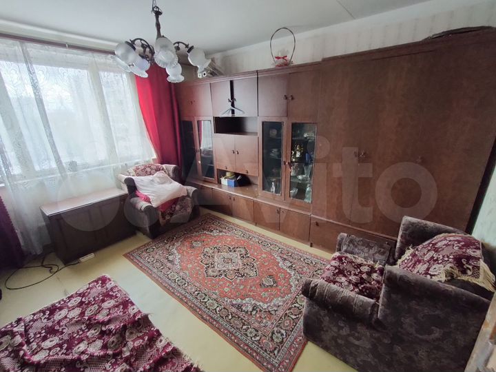 Комната 18 м² в 3-к., 8/17 эт.