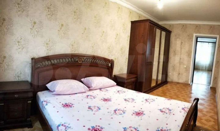 2-к. квартира, 70 м², 4/5 эт.