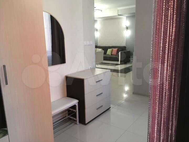 3-к. квартира, 125 м², 2/2 эт.