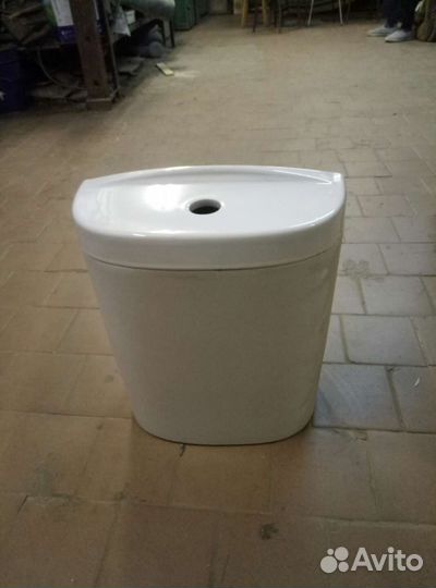 Б/у унитаз,бачок